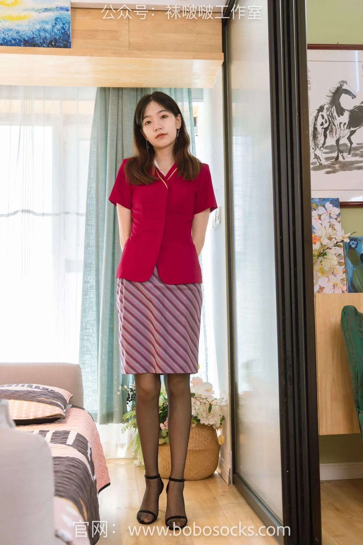 [BoBoSocks袜啵啵]NO.099 小甜豆-高跟鞋、黑丝、白丝 [140P]插图8